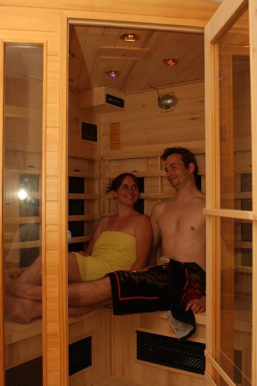 Hôtel Camping Oase Praha à Zlatníky Extérieur photo