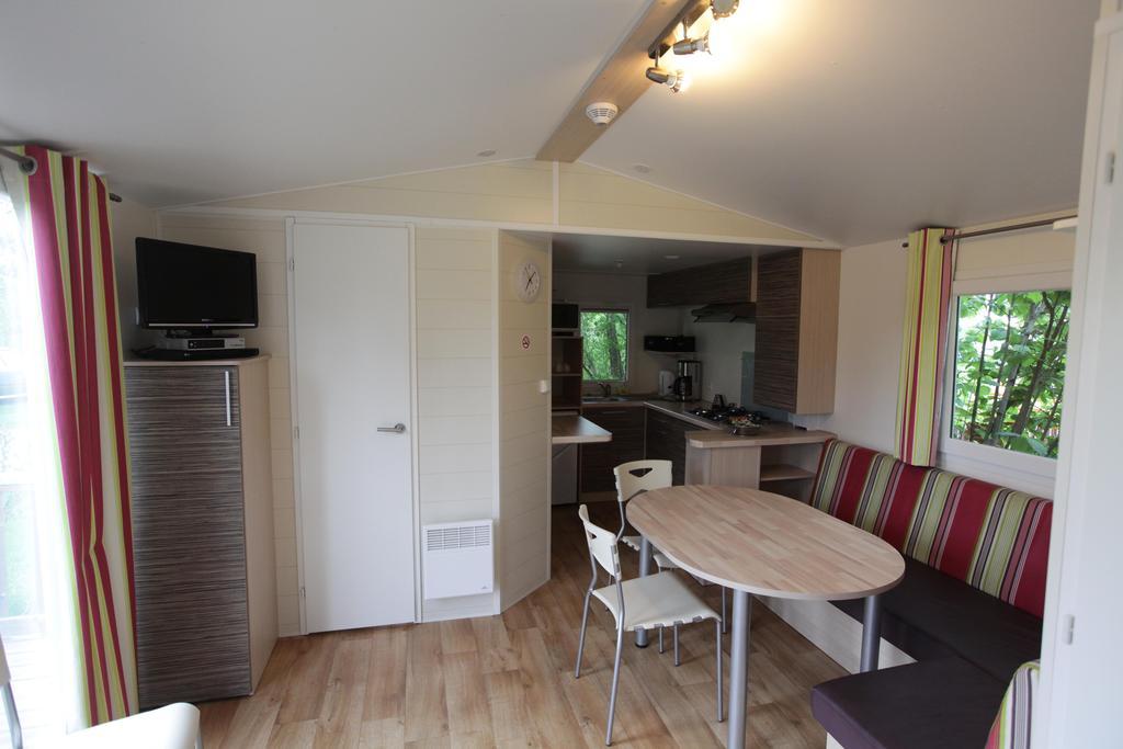 Hôtel Camping Oase Praha à Zlatníky Chambre photo