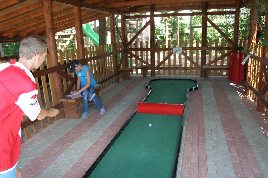 Hôtel Camping Oase Praha à Zlatníky Extérieur photo